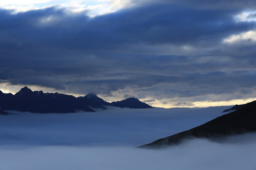 牛背山云海