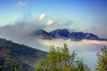 门头沟灵山云雾