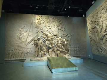 三线博物馆雕塑
