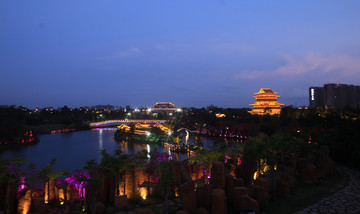 孔圣山夜景