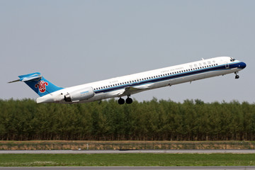 南方航空 麦道MD90飞机起飞