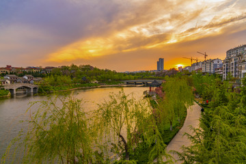 青州南阳河风景区城市晚霞风景