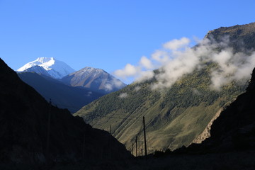 高山丘壑