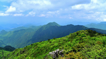 华东K2 远眺武夷山脉群山