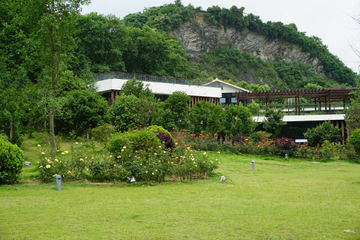 山间休闲度假村