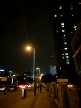 街头建筑夜景
