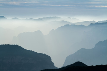 远山风光