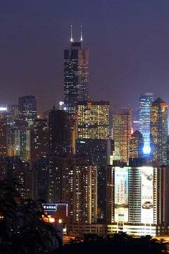 广州白云山俯瞰城市风光夜景