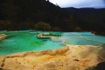 黄龙彩池秋景