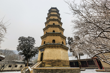 瑞雪晋祠