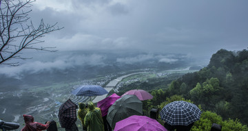 烟雨齐云山