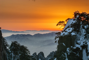 黄山朝霞