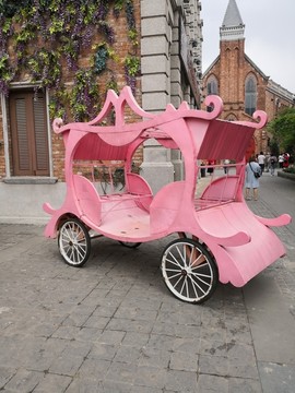 公主的粉红马车