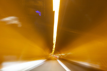 金色背景 隧道里的光线 光束