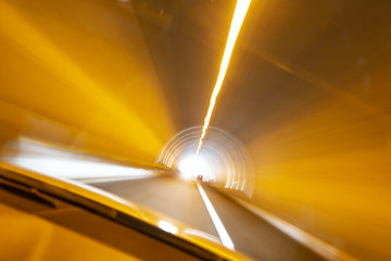 隧道出口