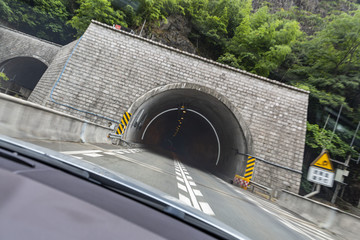 福建丘陵隧道