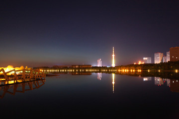 大庆 时代广场 万宝湖 夜景