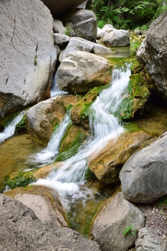 小溪河流