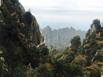 洛阳老君山山峰