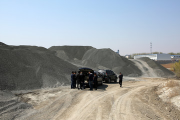 玄武岩石料矿场