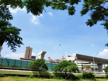 地铁建设 高空作业 高架桥