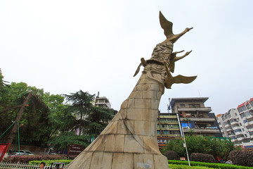 衡阳雁峰广场 大雁 雕塑