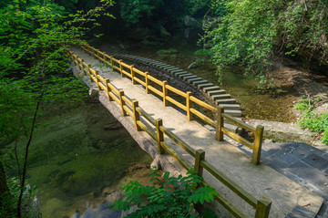 湖北武当山五龙大峡谷风光