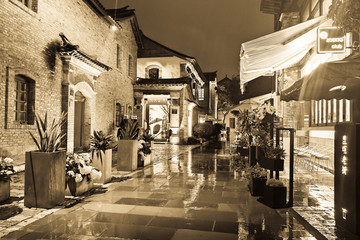 昆明老街雨夜景观马家大院