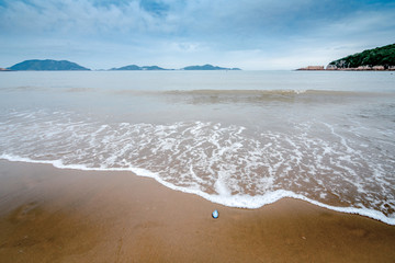 海浪沙滩