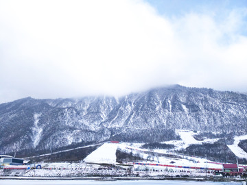 雪山 西岭雪山