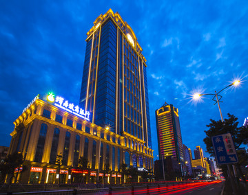 长春市西安大路夜景