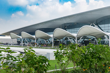 广州白云国际机场T2航站楼外观