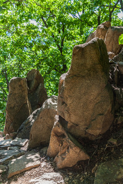 辽宁丹东五龙山高山悬崖峭壁风光