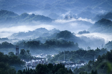 水墨山