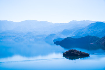 泸沽湖山水