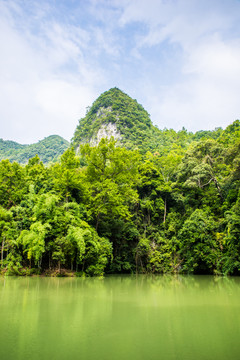 荔波小七孔卧龙山水