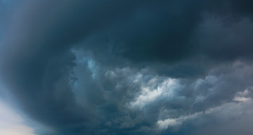 暴风雨 暴风雨前夕 乌云满天