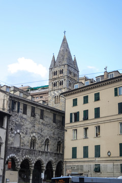 意大利教堂尖顶