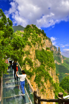 云台山玻璃栈道