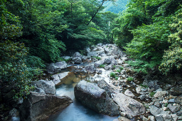 天堂寨风景区溪流