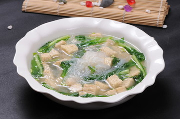 小白菜冻豆腐粉汤