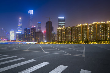 广州建筑夜景和城市道路