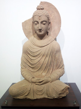 精美佛陀坐像石雕