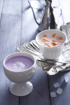 鲜奶炖木瓜紫薯牛奶