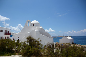 希腊米科诺斯岛标志教堂