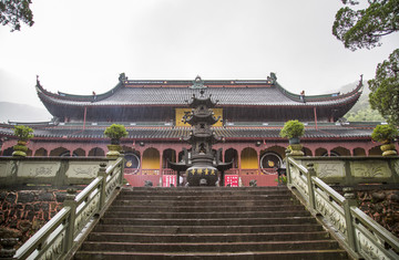 浙江宁波鄞州天童寺佛殿