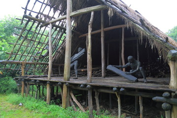 浙江宁波余姚河姆渡遗址场景复原