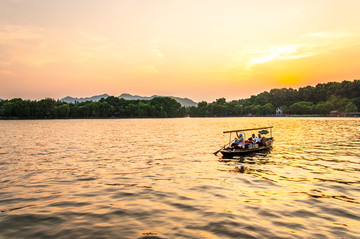 西湖夕阳