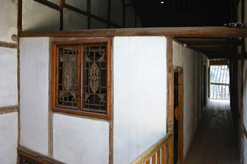 贵州传统民居小楼木格窗
