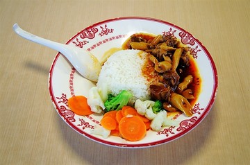 红烧牛肉饭套餐